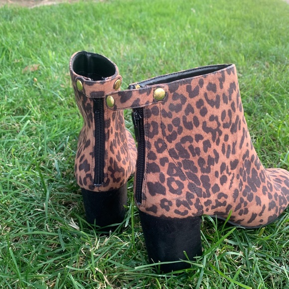Steve Madden booties size 8 - Picture 5 of 12
